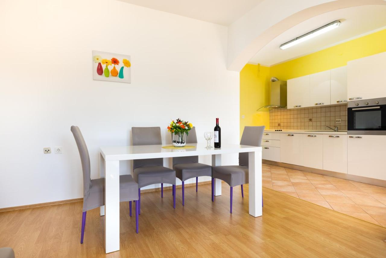 Apartments Villa Maja Rogoznica  Zewnętrze zdjęcie