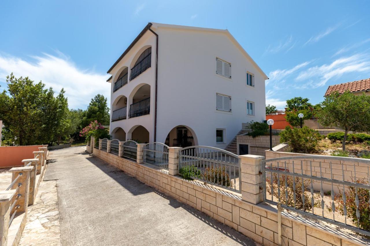 Apartments Villa Maja Rogoznica  Zewnętrze zdjęcie
