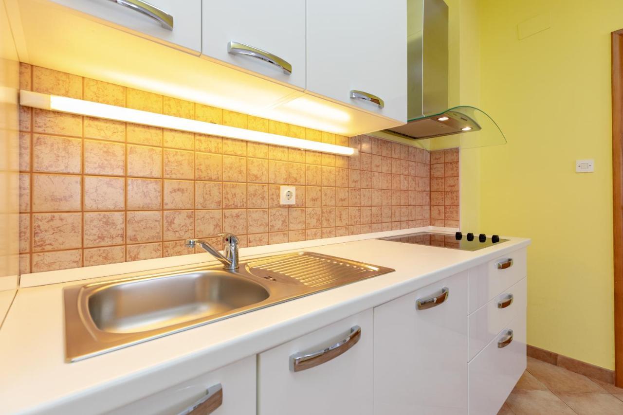 Apartments Villa Maja Rogoznica  Zewnętrze zdjęcie