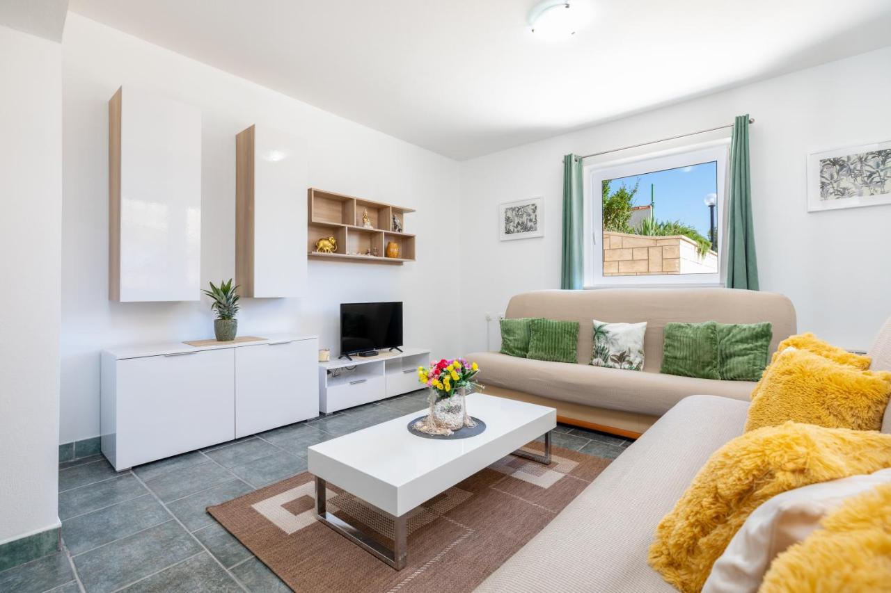 Apartments Villa Maja Rogoznica  Zewnętrze zdjęcie