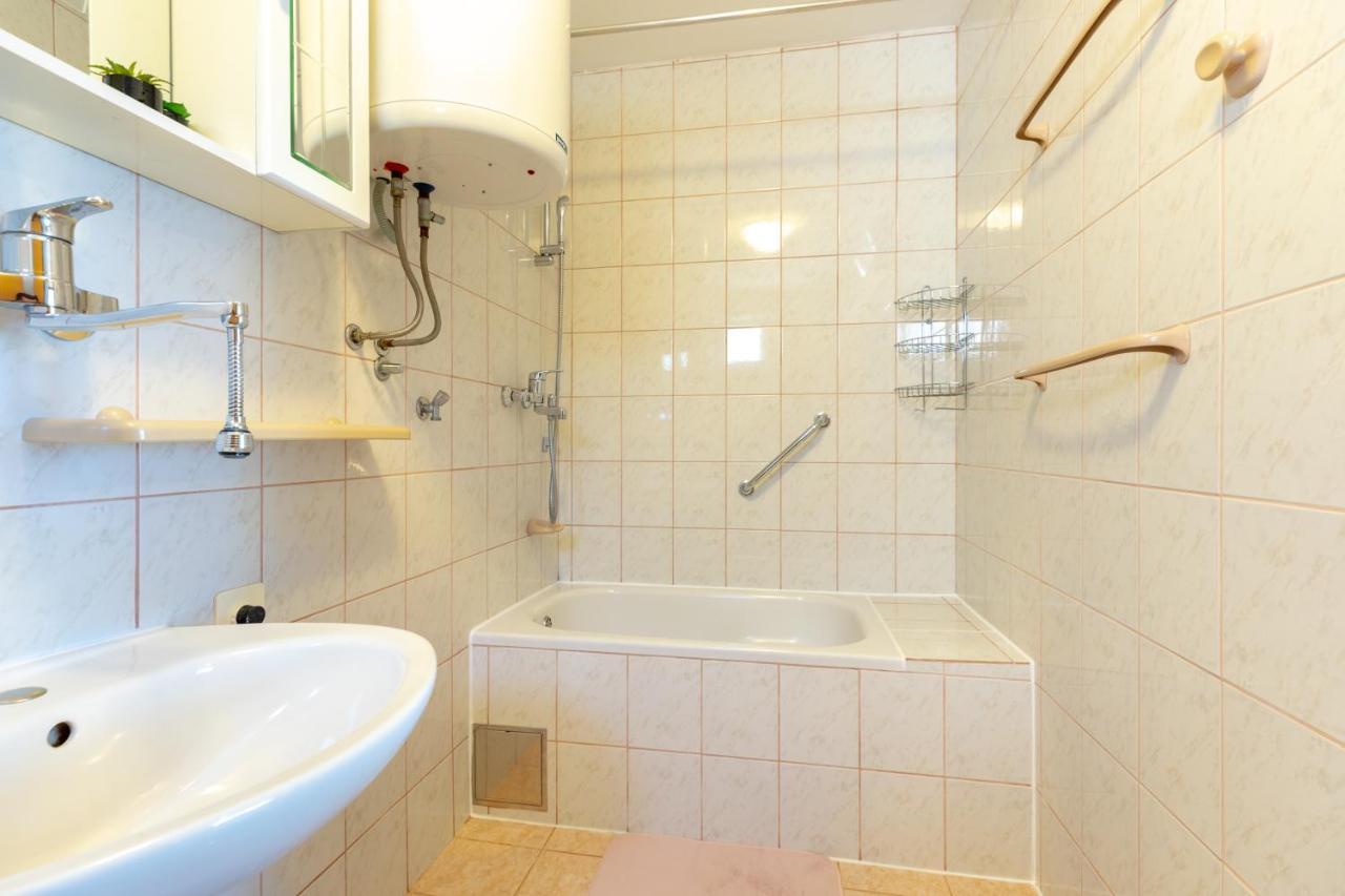 Apartments Villa Maja Rogoznica  Zewnętrze zdjęcie