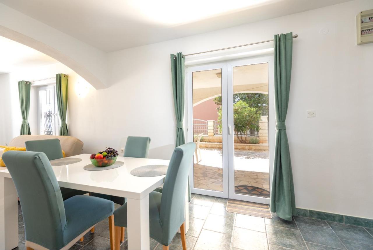 Apartments Villa Maja Rogoznica  Zewnętrze zdjęcie
